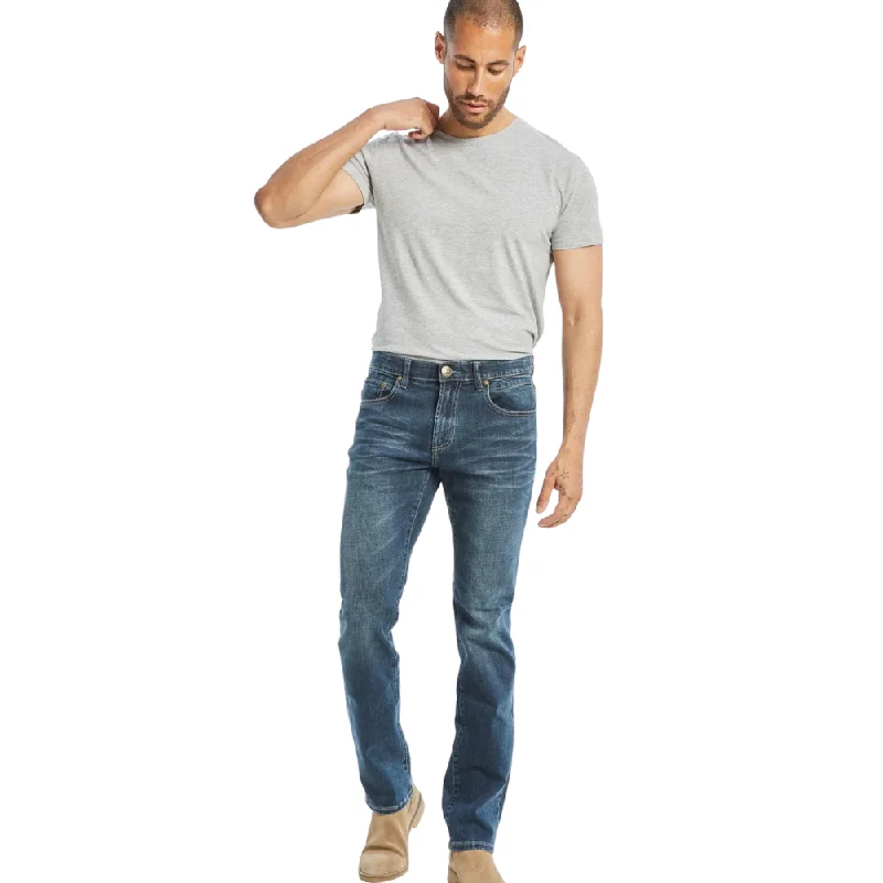 Men's Jeans for a Night OutBlack Bull Apparel Regular Fit Jeans MAD 3641-7220-21 Used Worn 21 Men's Jeans for a Night OutBlack Bull Apparel Regular Fit Jeans MAD 3641-7220-21 Used Worn 21