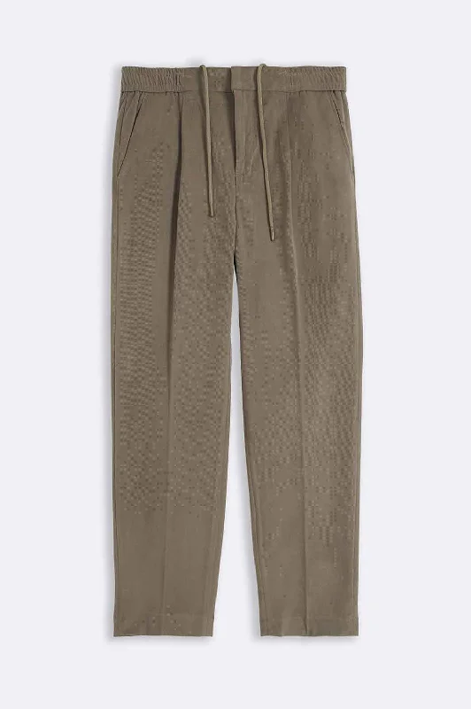 TEXTURED PANTS